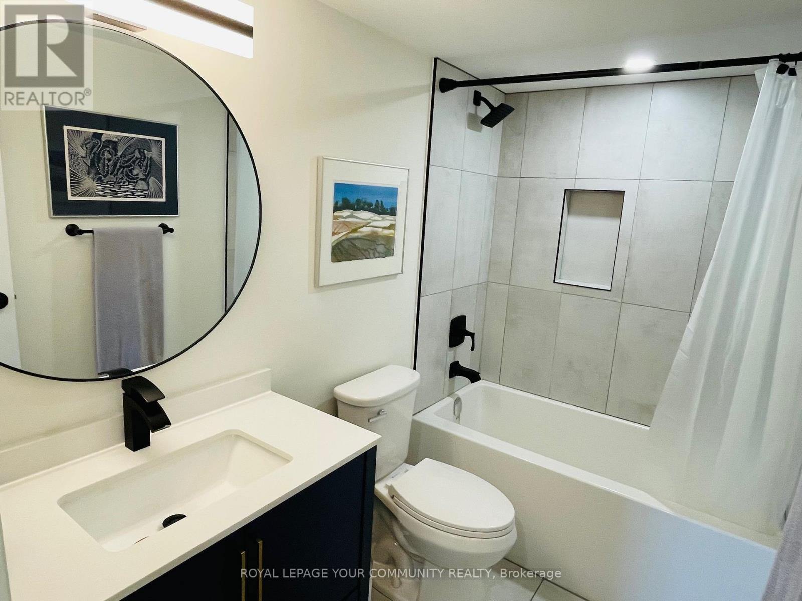 Photo 17 of 1004 50 Inverlochy Boulevard, Markham ON