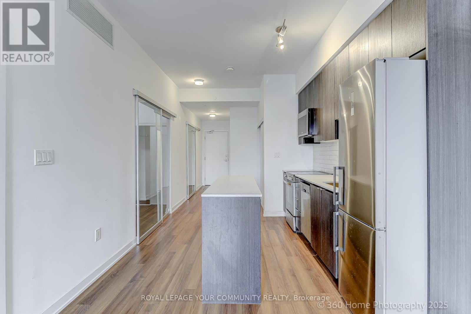 Photo 8 of 506 2433 Dufferin Street, Toronto ON