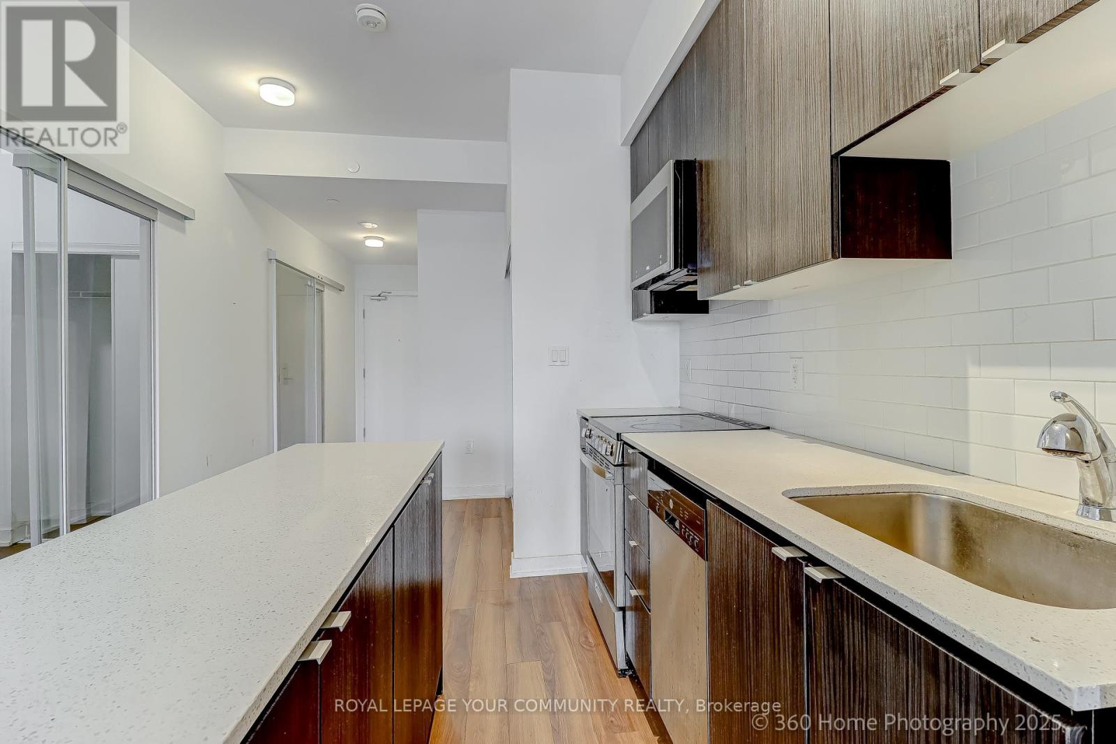Photo 7 of 506 2433 Dufferin Street, Toronto ON