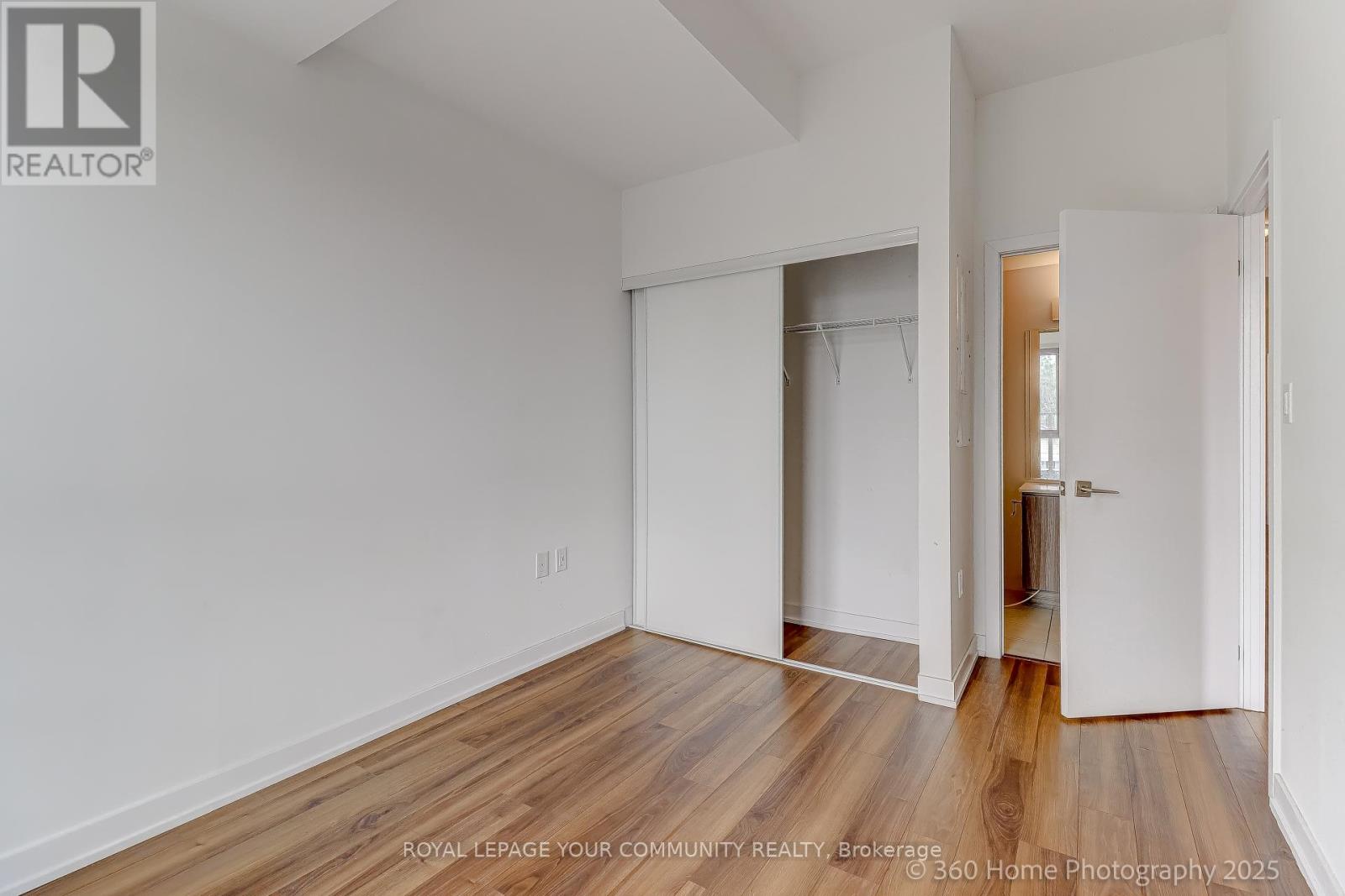 Photo 21 of 506 2433 Dufferin Street, Toronto ON