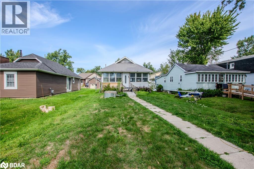 Photo 3 of 1056 Wood Street, Churchill ON