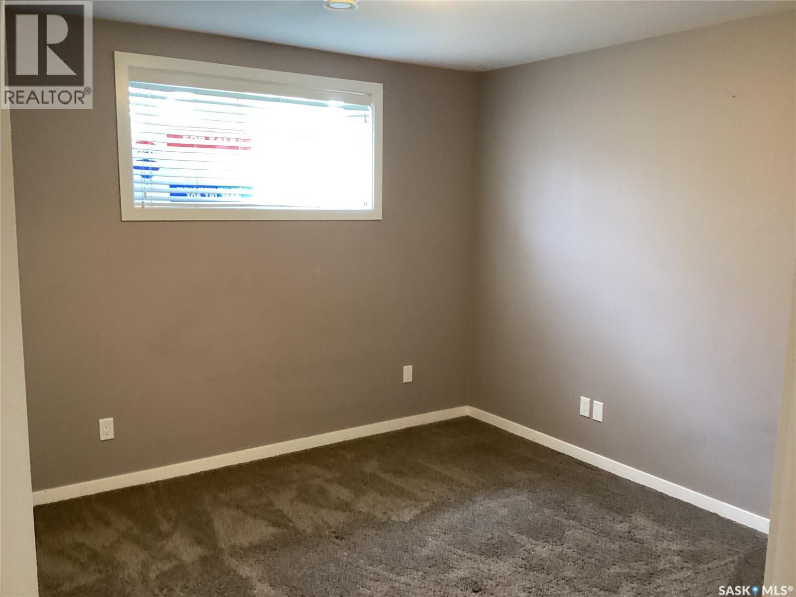 Photo 6 of 69 5004 James Hill Road, Regina SK
