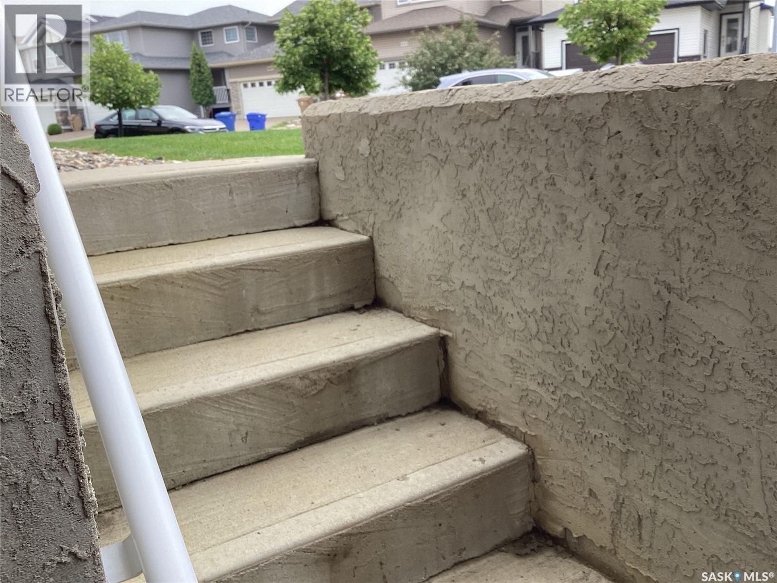 Photo 16 of 69 5004 James Hill Road, Regina SK
