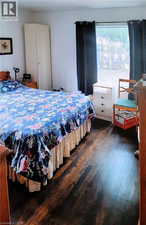 Photo 25 of 976 Stone Church Road E, Hamilton ON