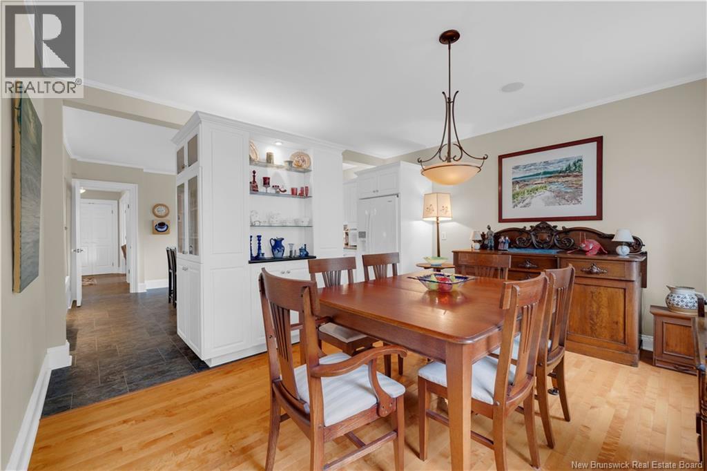 204 MONTAGUE STREET - 10