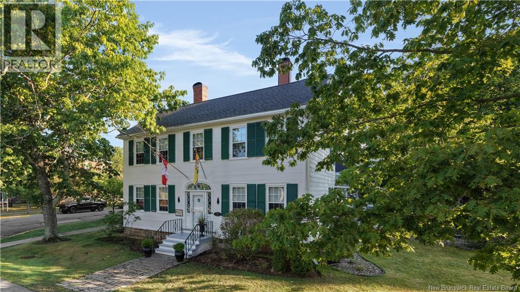 204 MONTAGUE STREET - 1