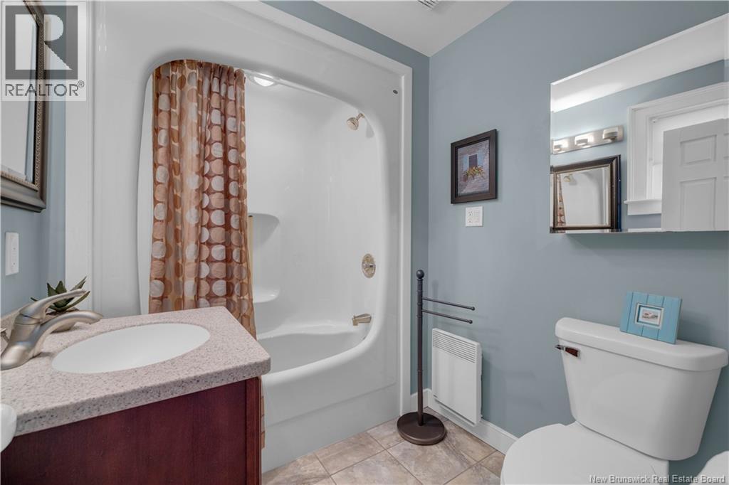 204 MONTAGUE STREET - 12