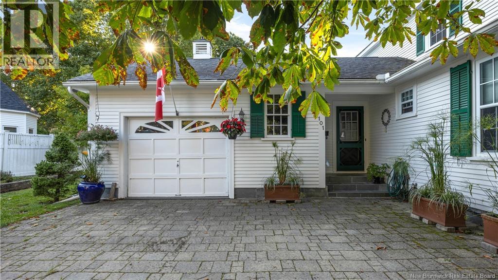 204 MONTAGUE STREET - 38