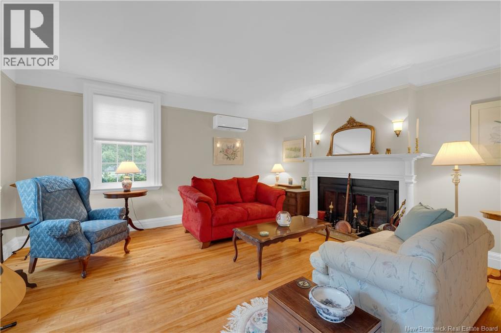 204 MONTAGUE STREET - 4