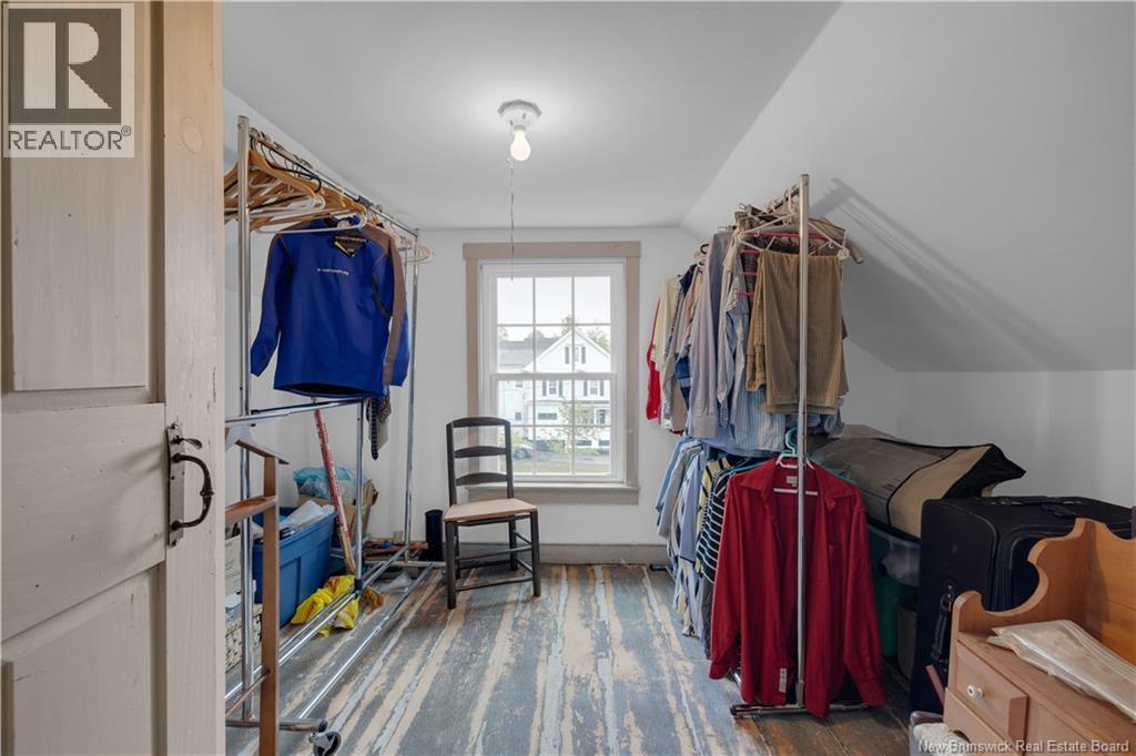 204 MONTAGUE STREET - 28