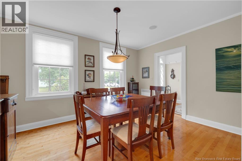 204 MONTAGUE STREET - 9
