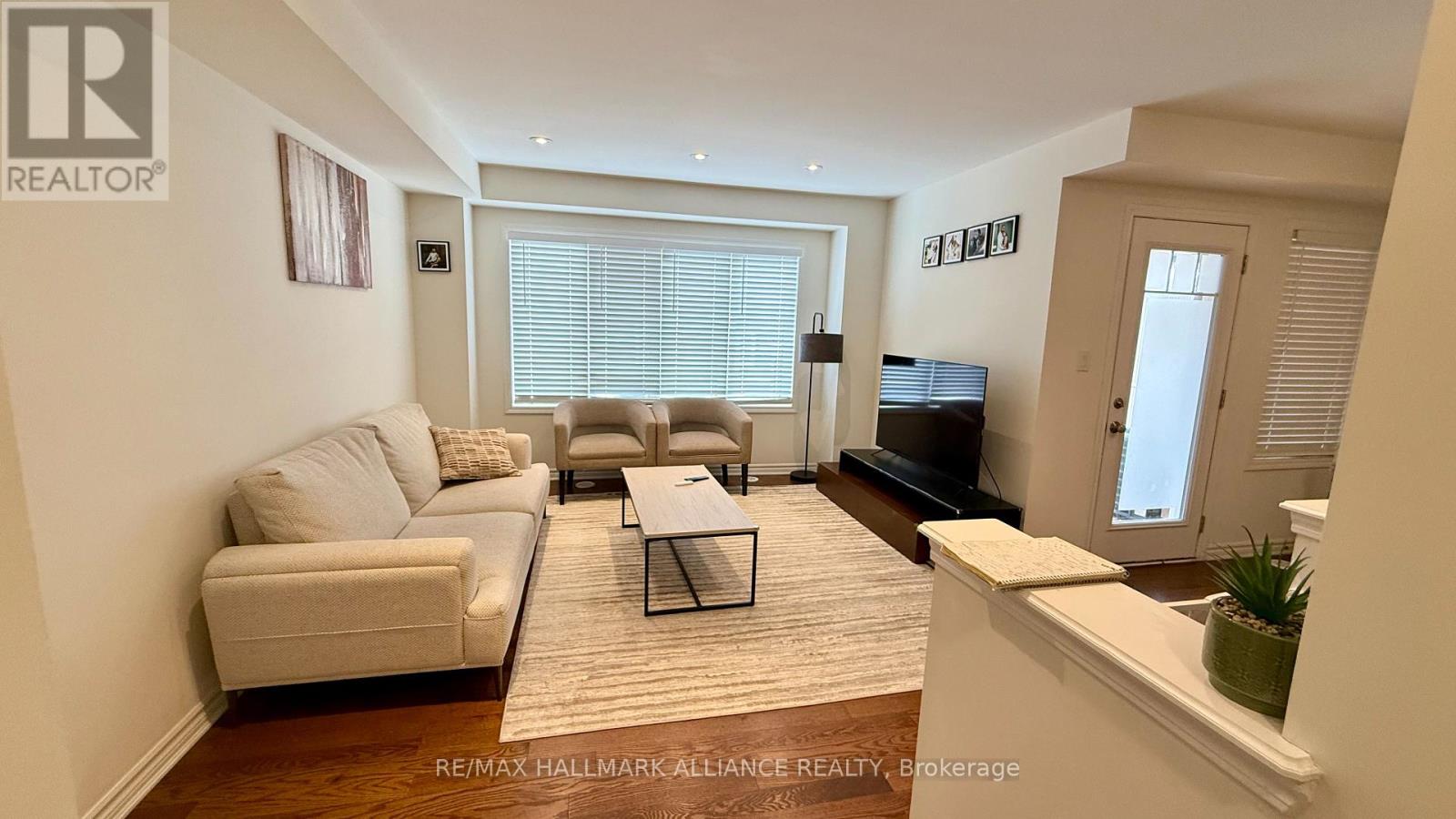 Photo 4 of 65 1000 Asleton Boulevard, Milton ON