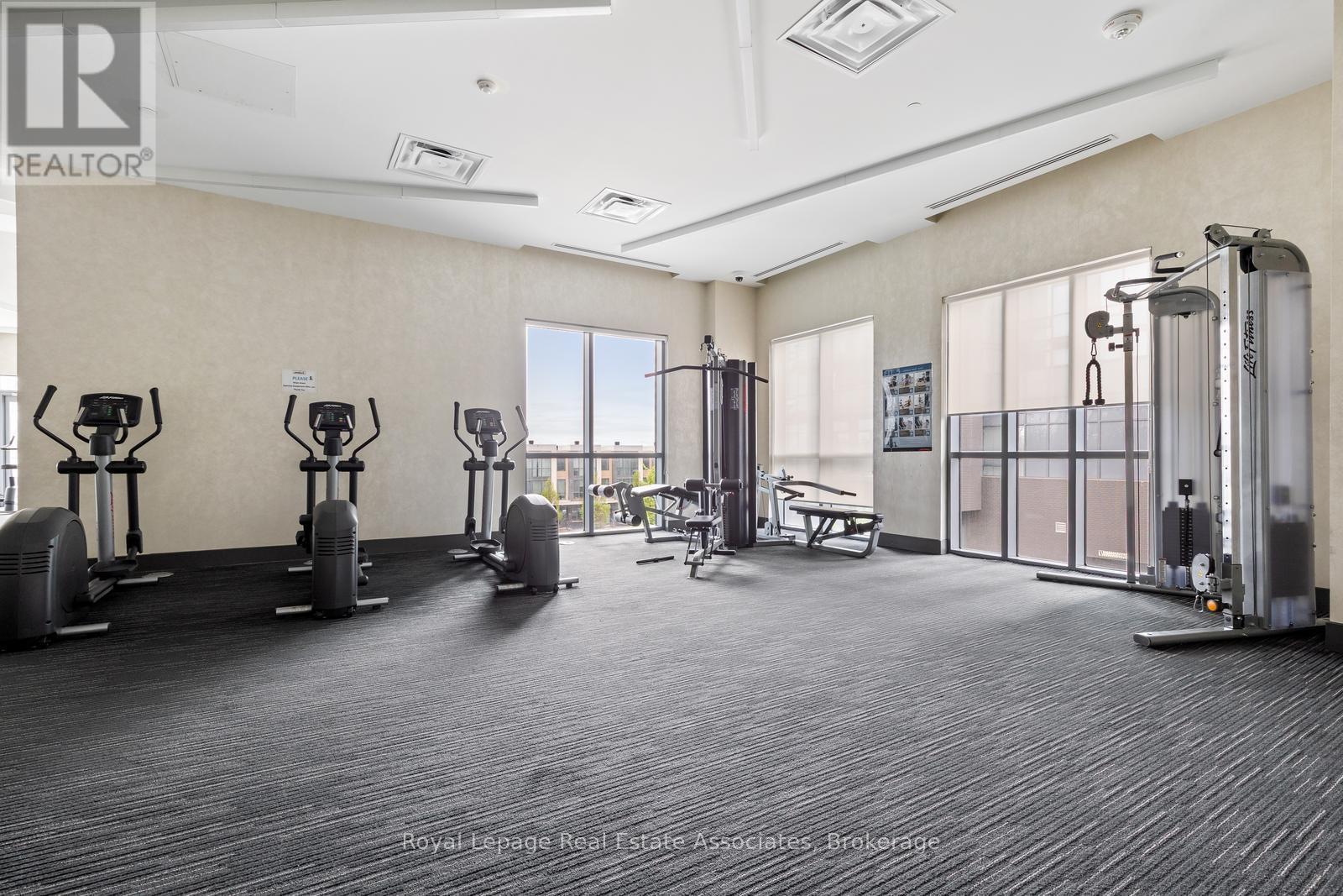 Photo 25 of 111 5025 Four Springs Avenue, Mississauga ON
