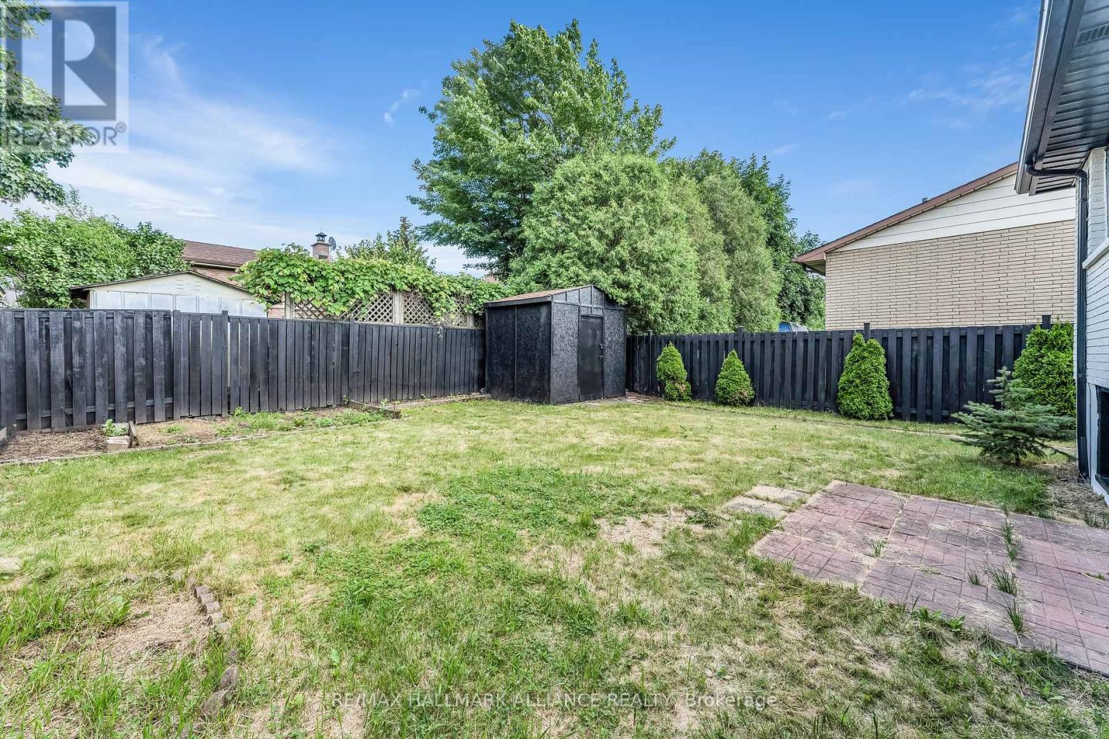 Photo 25 of Main 9 Piper Place, Hamilton ON
