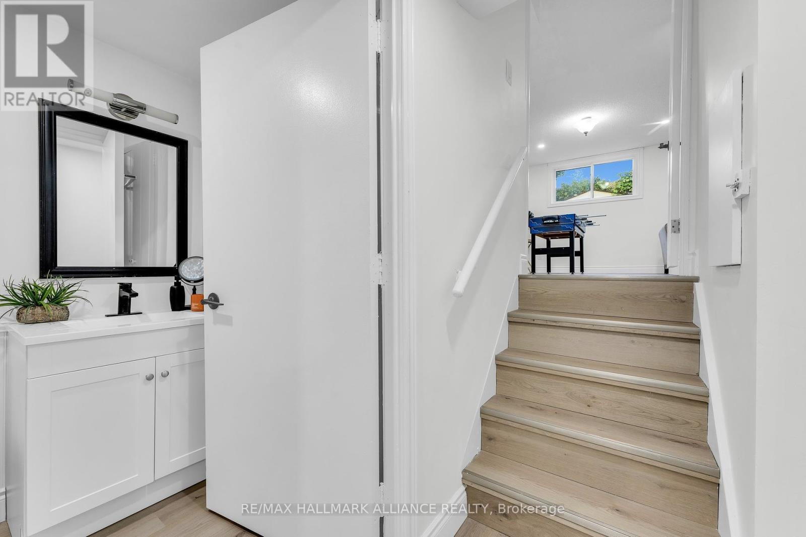 Photo 10 of Basement 9 Piper Place, Hamilton ON