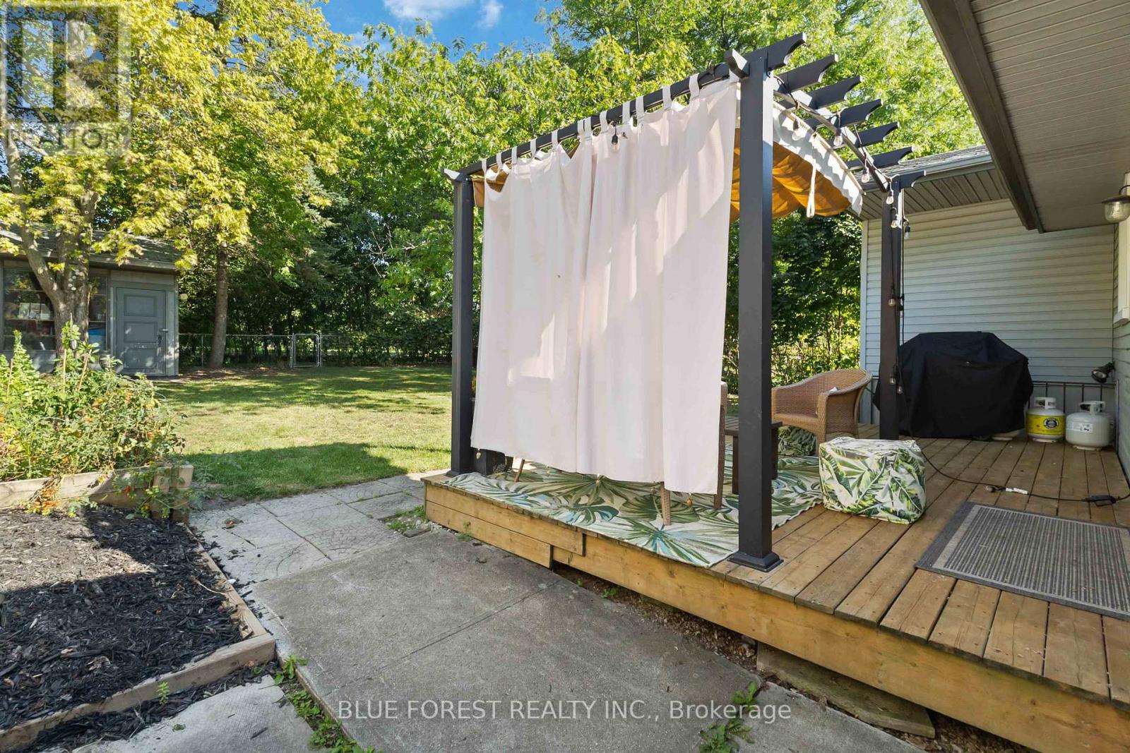 Photo 32 of 346 Blackacres Boulevard, London North ON