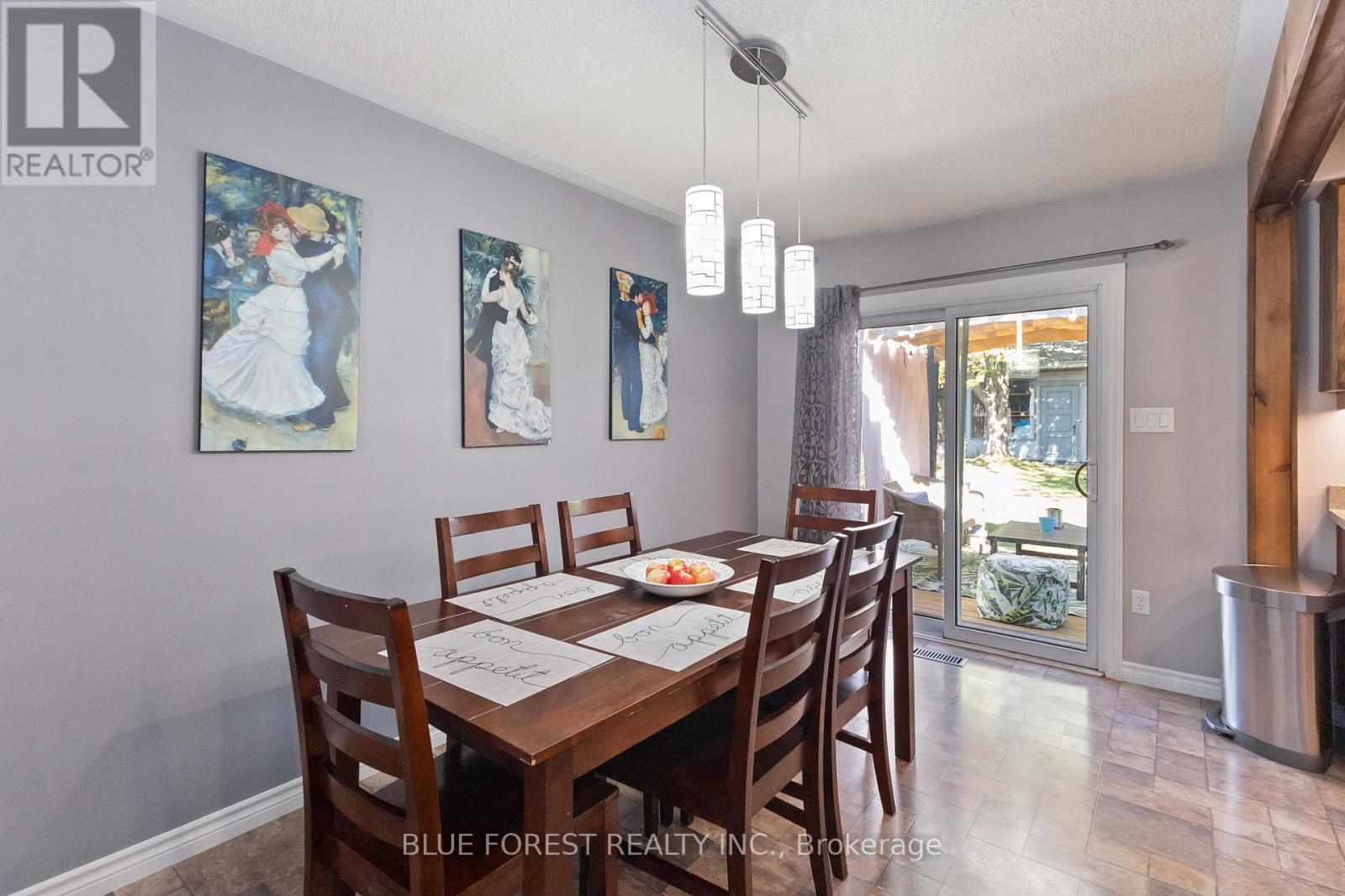Photo 9 of 346 Blackacres Boulevard, London North ON