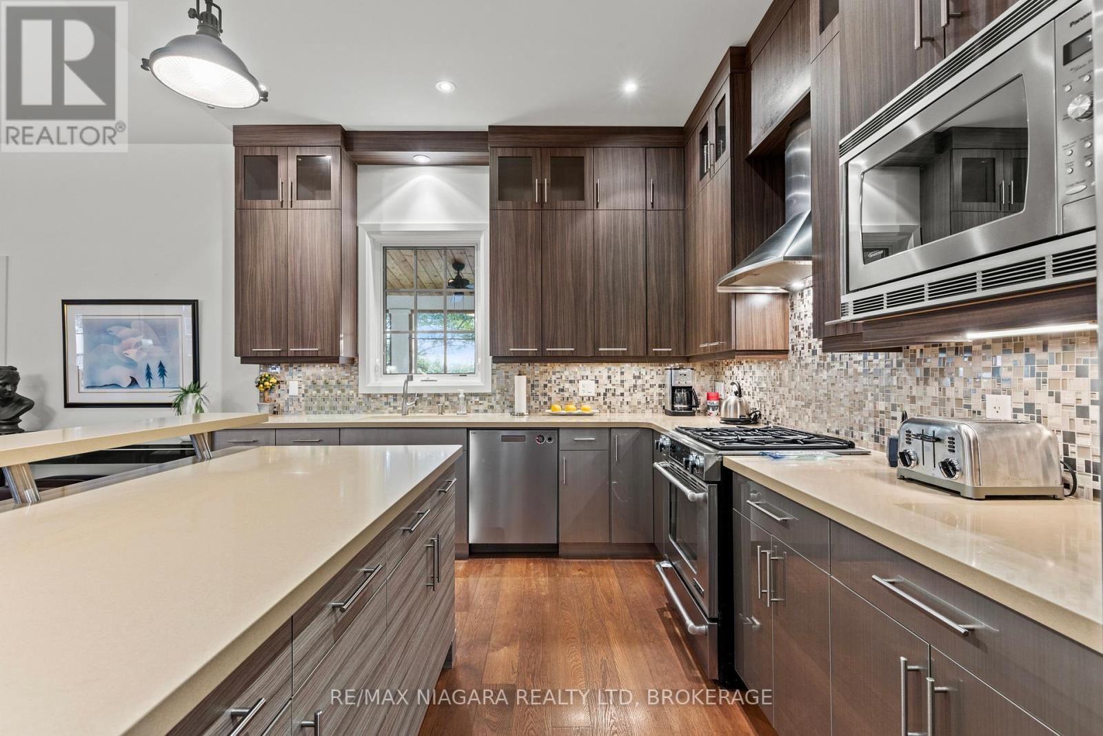 Photo 14 of 39 Colonel Cohoe Street, Niagaraonthelake ON