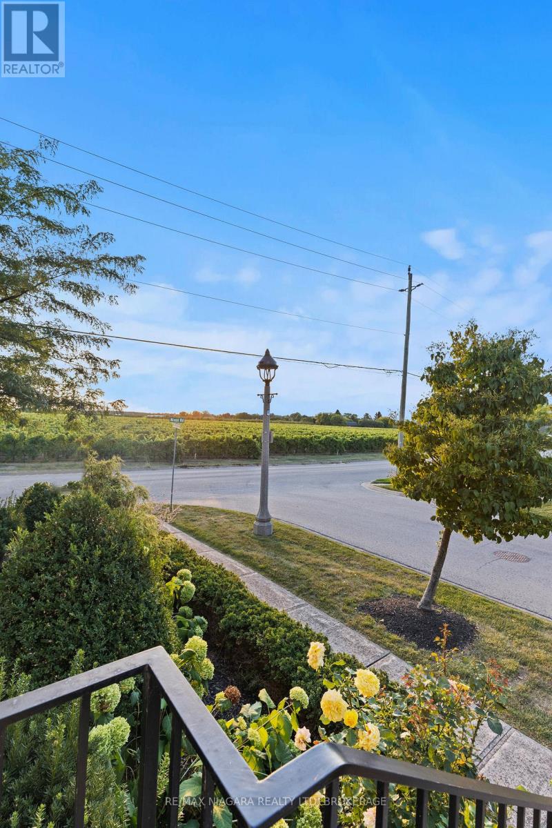 Photo 9 of 39 Colonel Cohoe Street, Niagaraonthelake ON