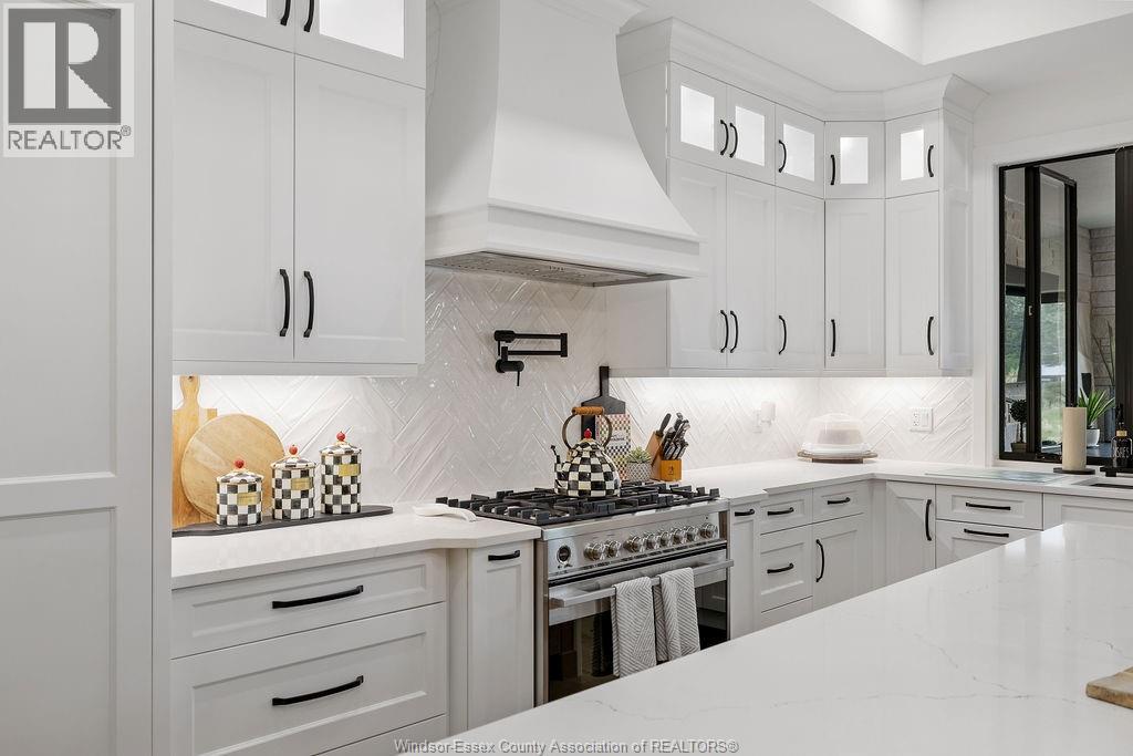 Photo 13 of 4450 Caterina Crescent, Lasalle ON