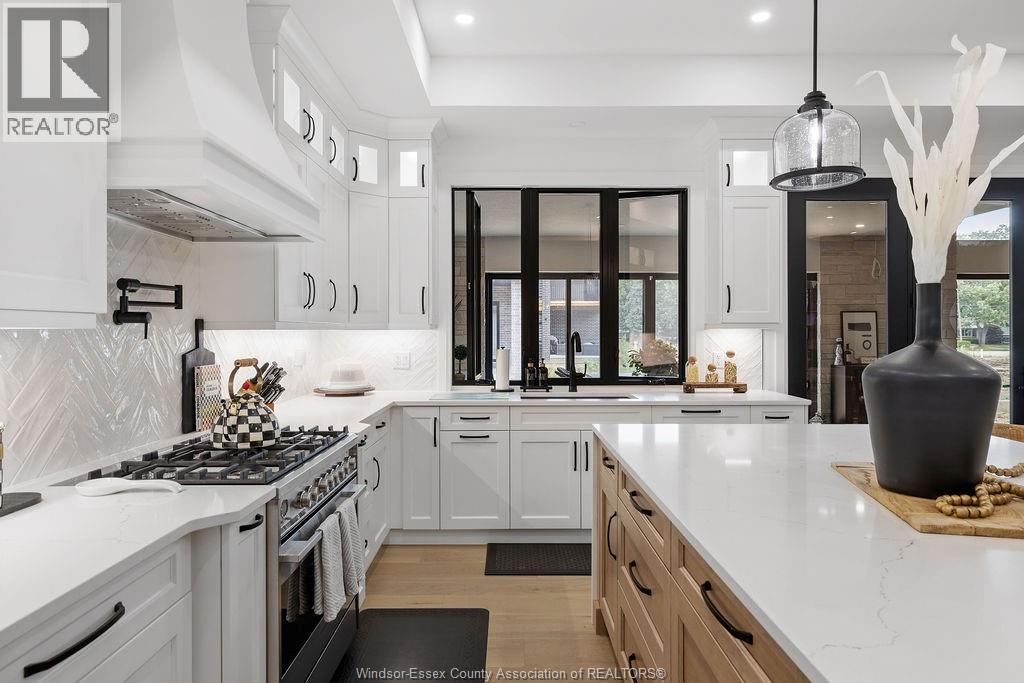 Photo 14 of 4450 Caterina Crescent, Lasalle ON