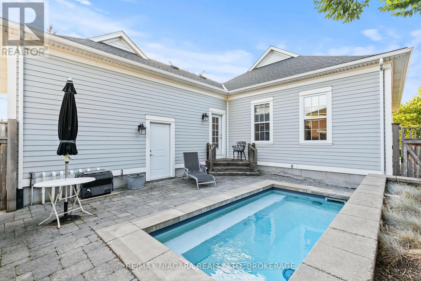 Photo 7 of 39 Colonel Cohoe Street, Niagaraonthelake ON