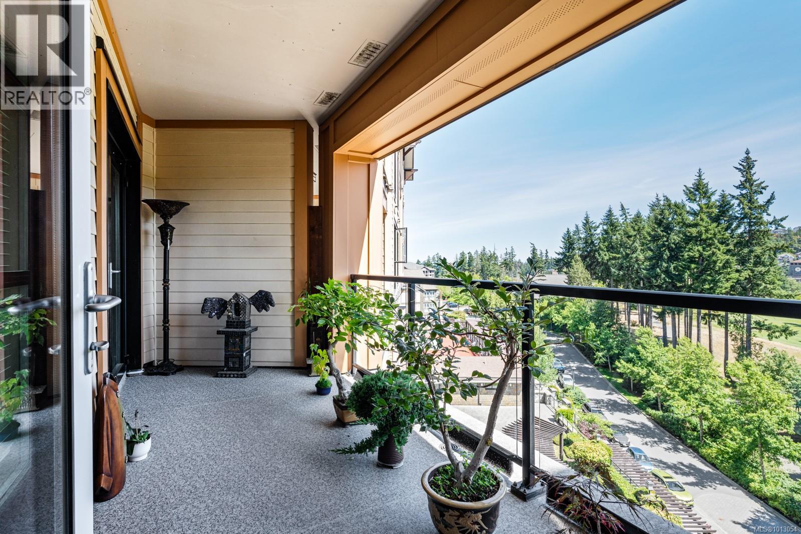 Photo 26 of 610 1400 Lynburne Pl, Langford BC