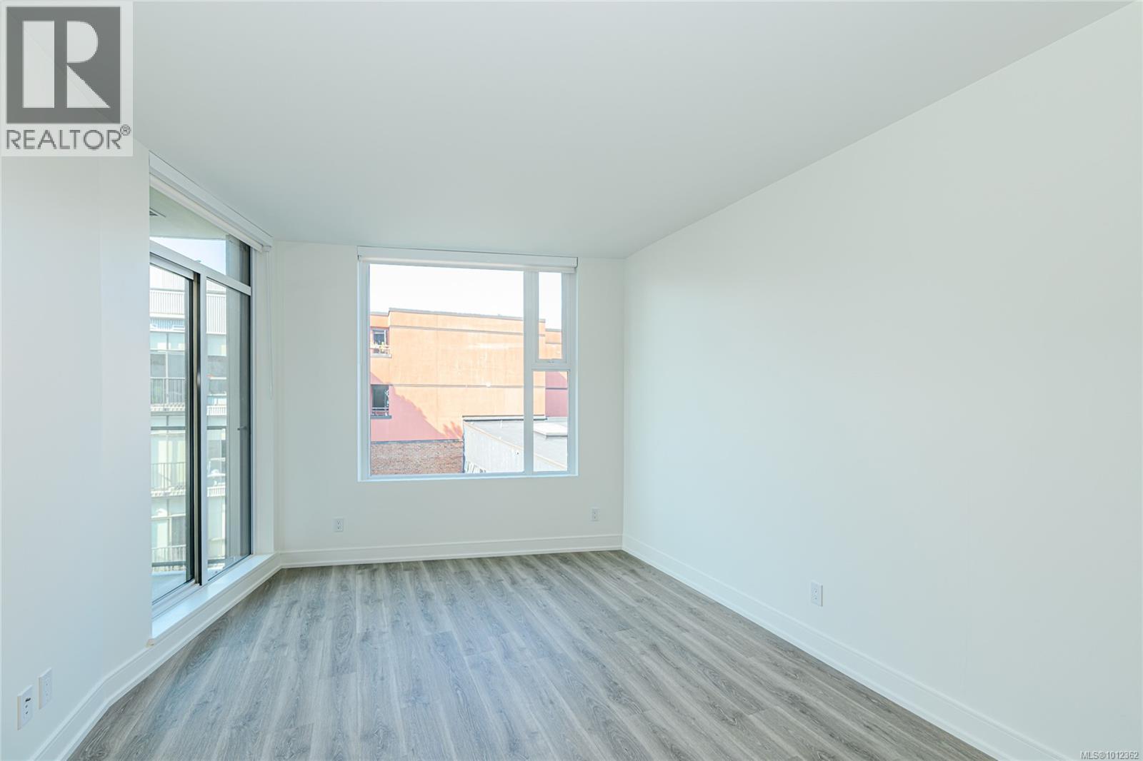 Photo 11 of 715 1628 Store St, Victoria BC