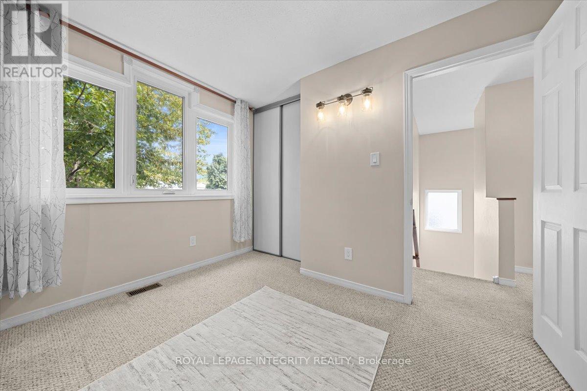 Photo 23 of 3759 Autumnwood Street, Ottawa ON