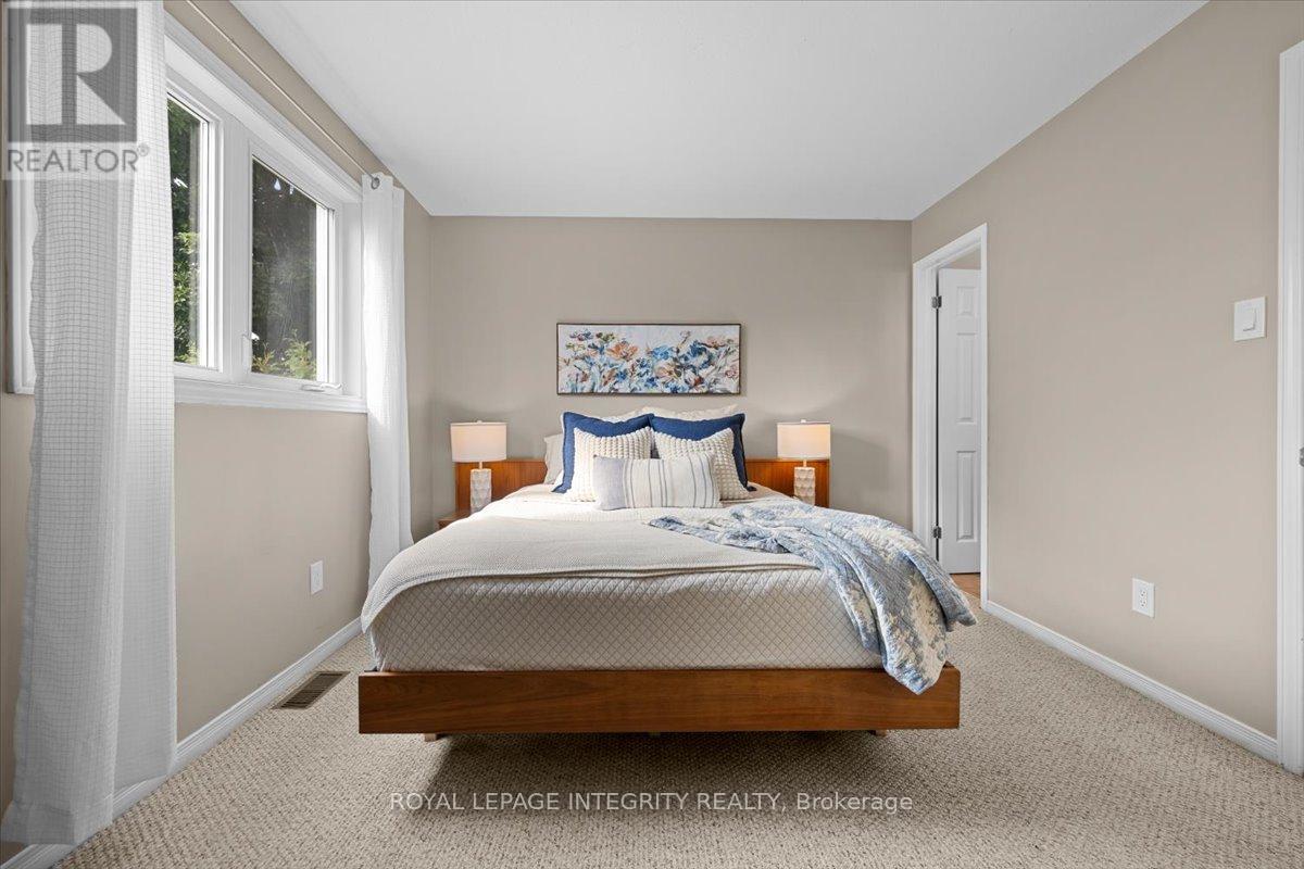 Photo 25 of 3759 Autumnwood Street, Ottawa ON