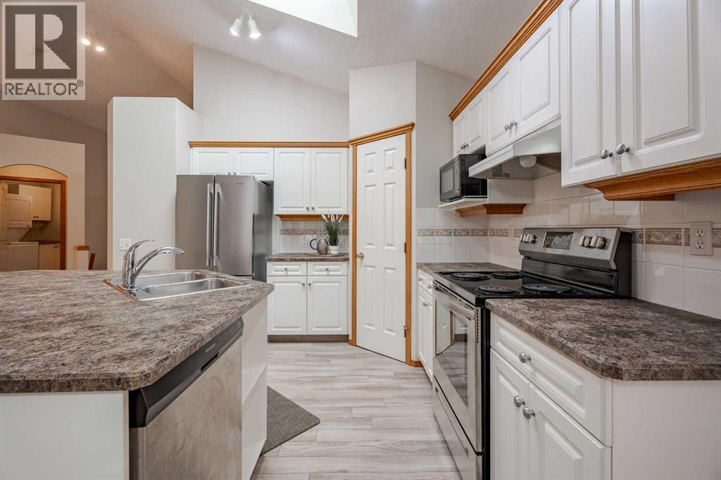 Photo 9 of 132 Chaparral Villas Se, Calgary AB