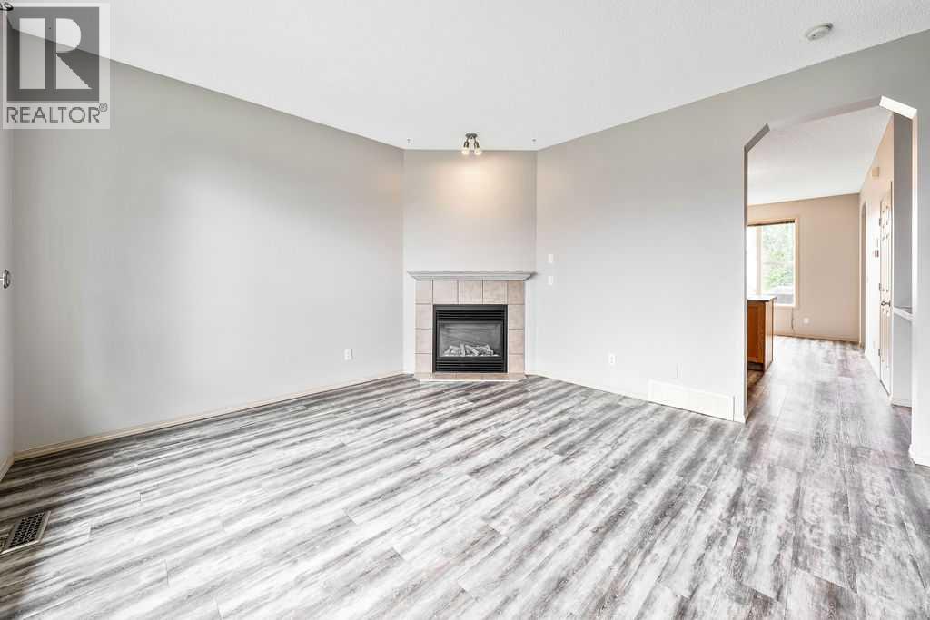 Photo 11 of 56 Covemeadow Road Ne, Calgary AB