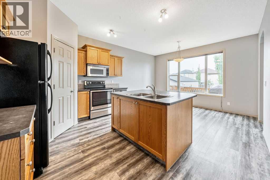Photo 13 of 56 Covemeadow Road Ne, Calgary AB
