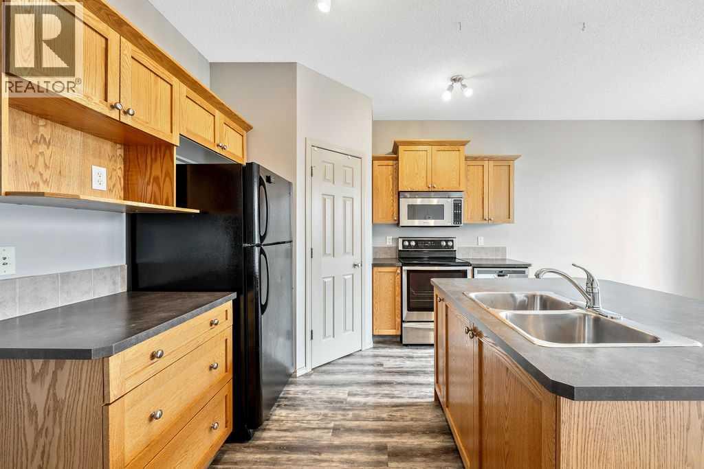 Photo 14 of 56 Covemeadow Road Ne, Calgary AB