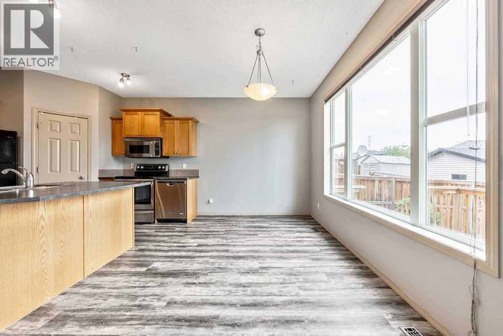 Photo 16 of 56 Covemeadow Road Ne, Calgary AB