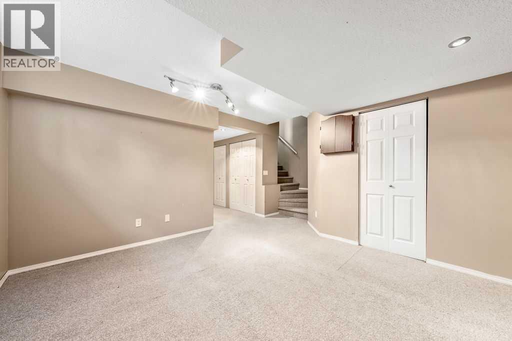 Photo 32 of 56 Covemeadow Road Ne, Calgary AB