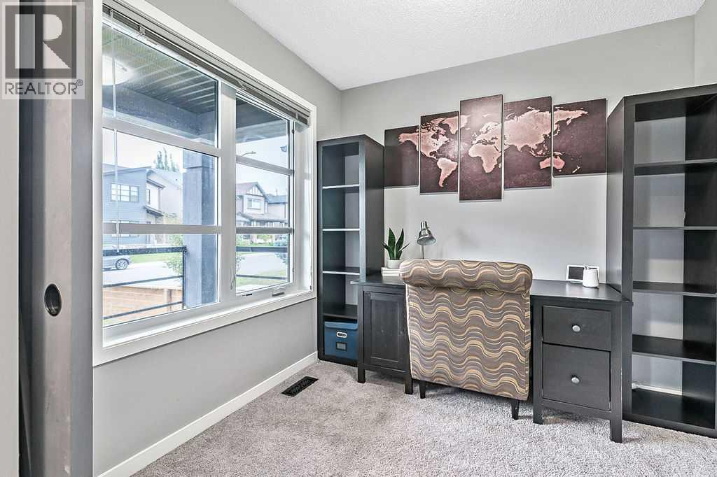 Photo 4 of 241 Copperpond Parade Se, Calgary AB