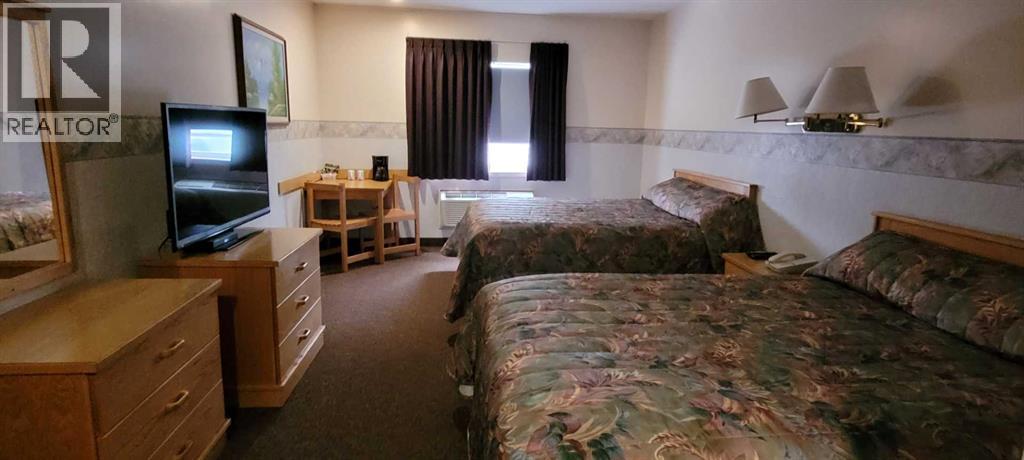 Photo 1 of 806 Laut Avenue, Crossfield AB