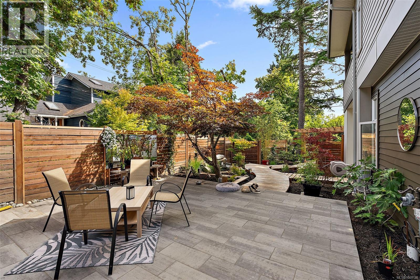 Photo 7 of 776 Harding Lane, Central Saanich BC