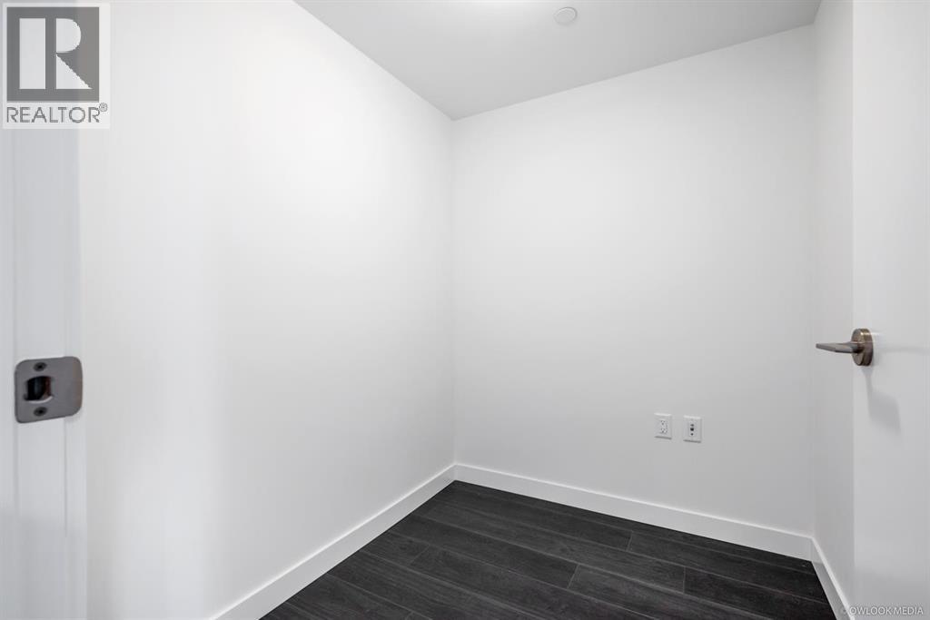 Photo 3 of 2103 2085 Skyline Court, Burnaby BC