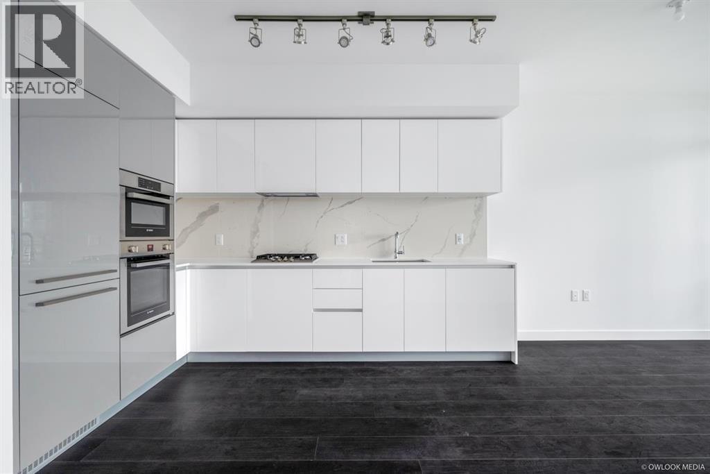 Photo 6 of 2103 2085 Skyline Court, Burnaby BC