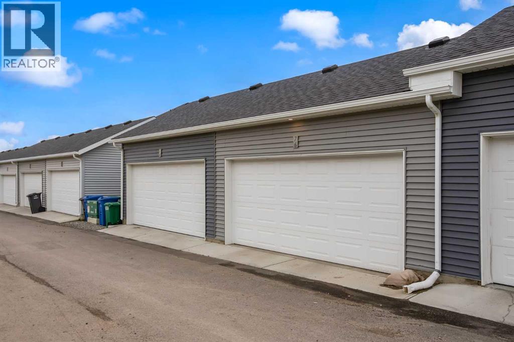 Photo 34 of 76 Darcy Boulevard, Okotoks AB