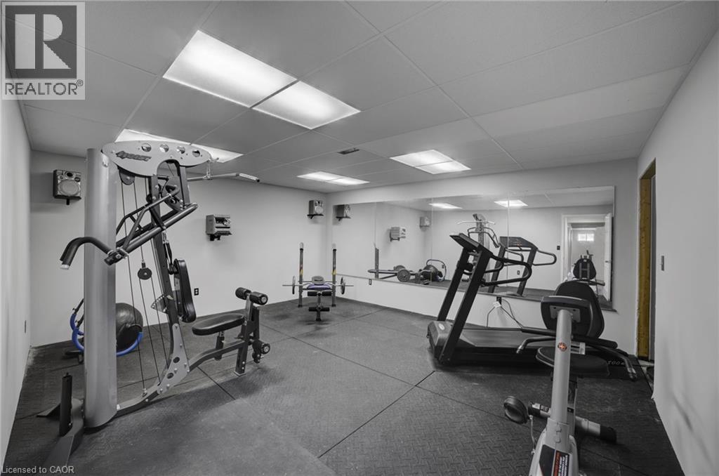 Photo 34 of 11 Weneil Drive, Freelton ON
