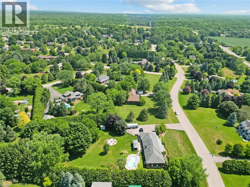 Photo 47 of 11 Weneil Drive, Freelton ON