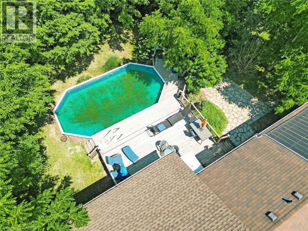 Photo 44 of 11 Weneil Drive, Freelton ON