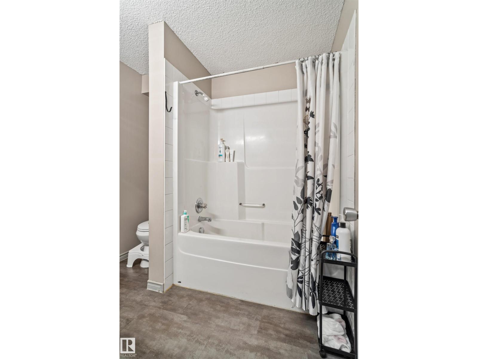 Photo 22 of 3603 23 St Nw, Edmonton AB