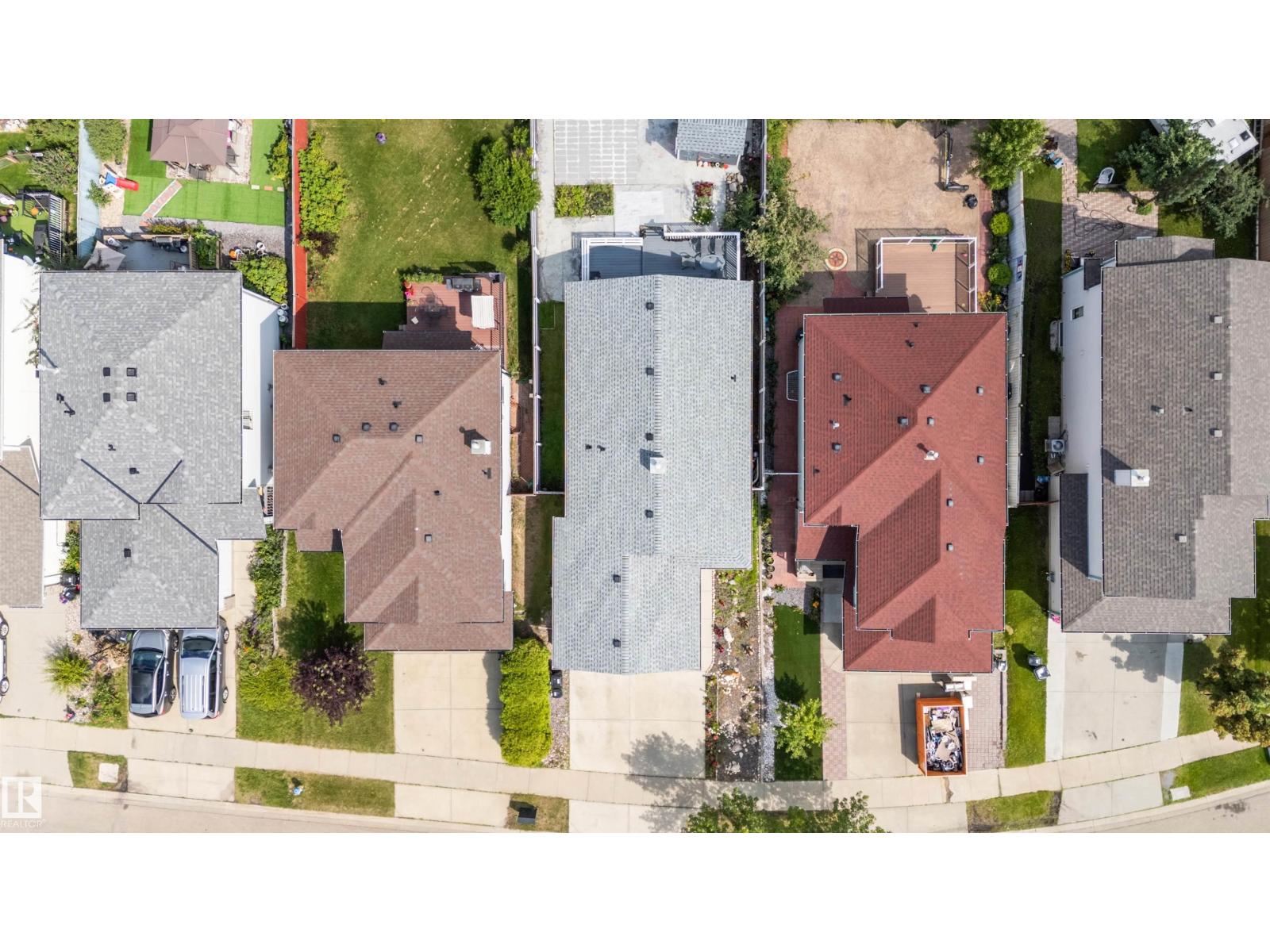 Photo 40 of 3603 23 St Nw, Edmonton AB
