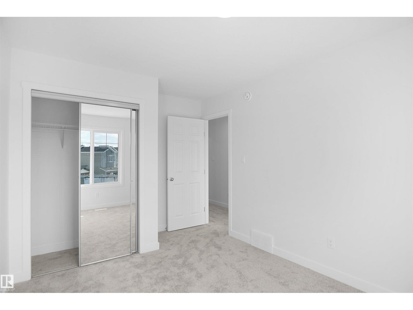 Photo 27 of 2603 15 Av Nw, Edmonton AB