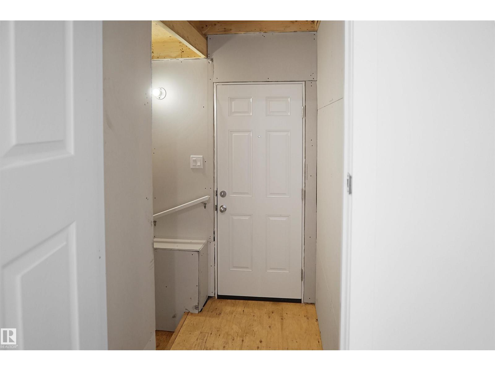 Photo 31 of 2603 15 Av Nw, Edmonton AB