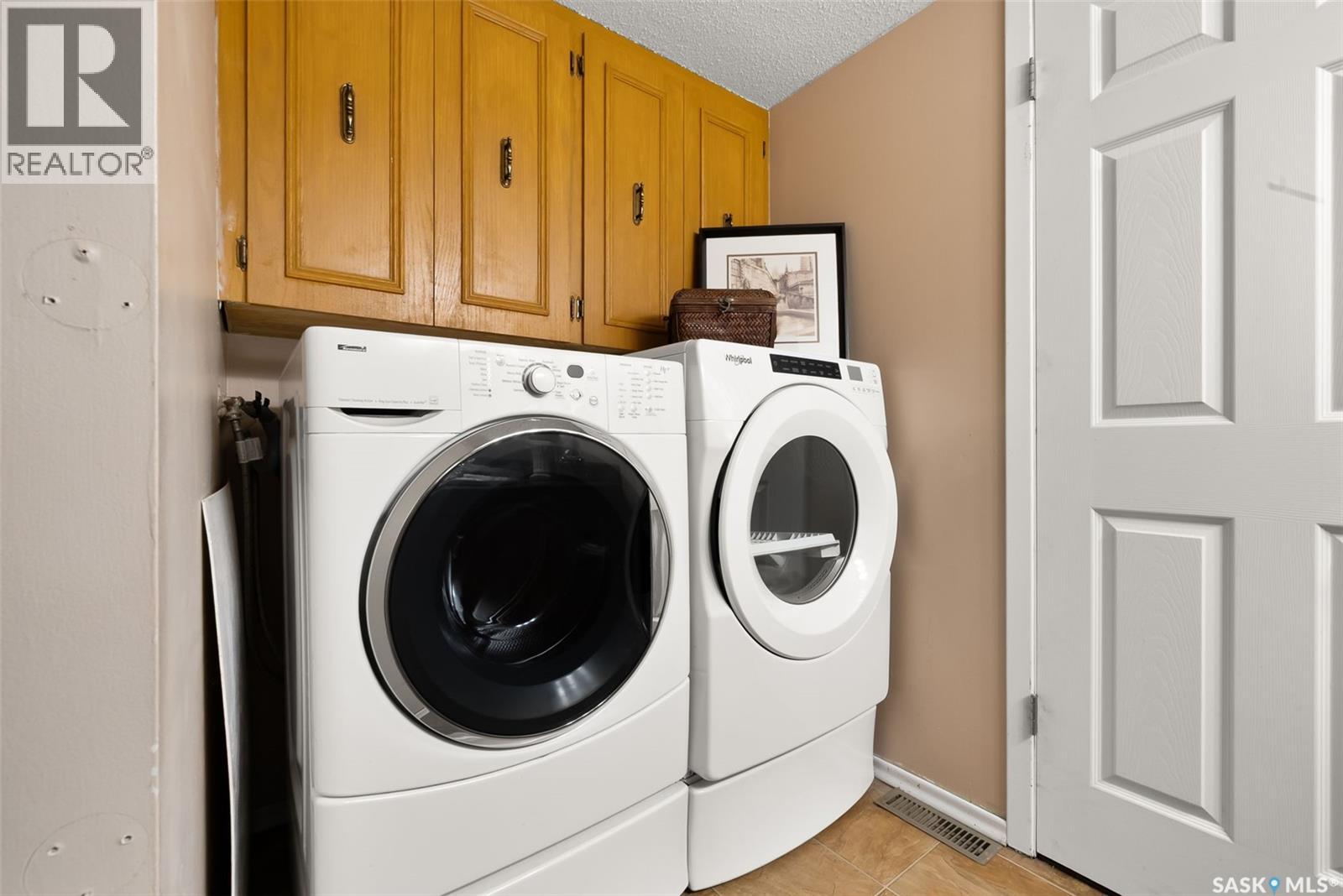 Photo 18 of 7215 Clipsham Avenue, Regina SK
